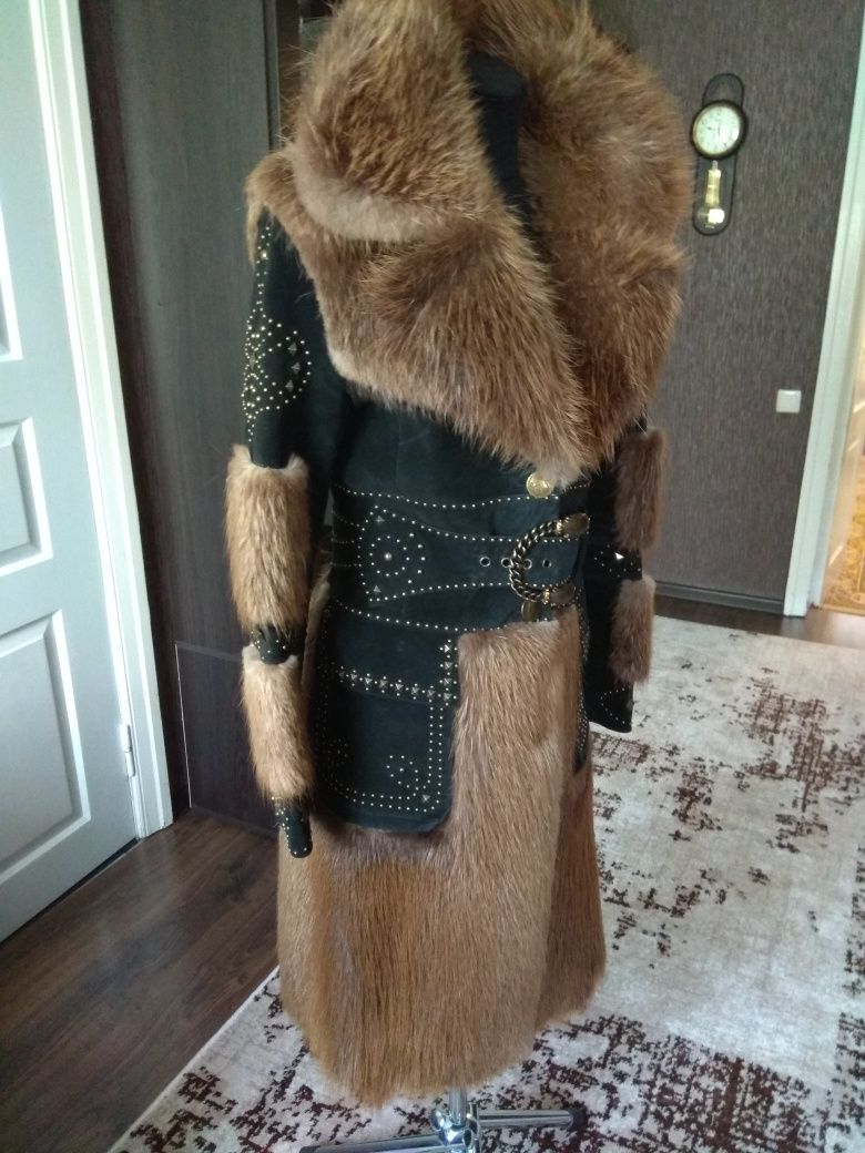 Шуба пальто бобер бобровая авторская дизайнерская в идеале 42р.