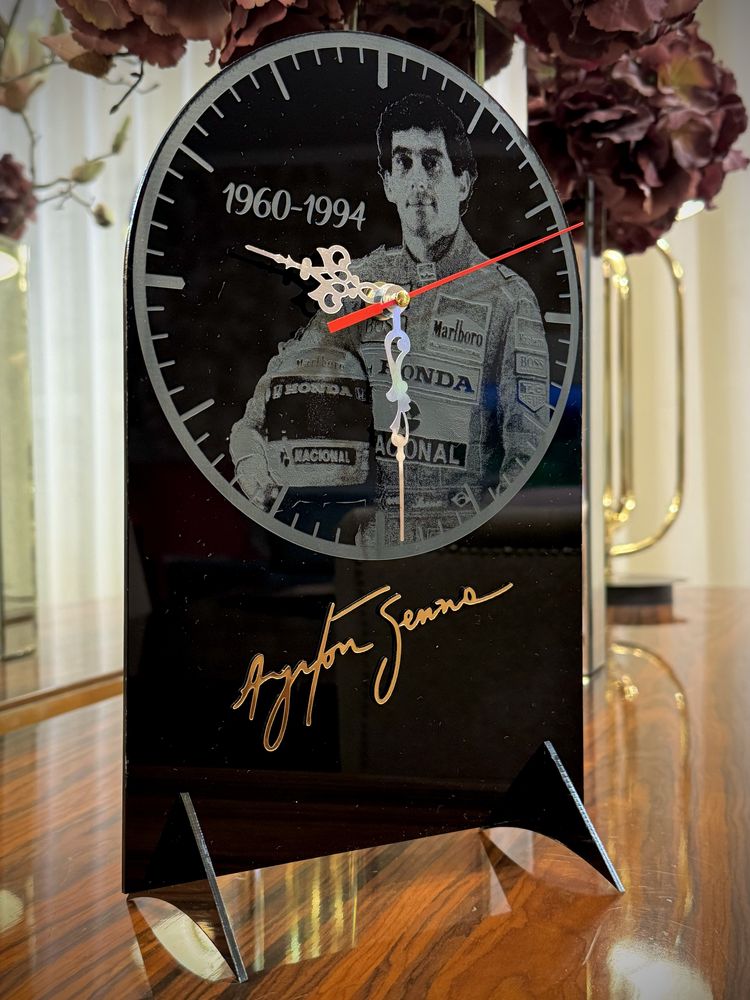 Relogio de mesa ayrton senna