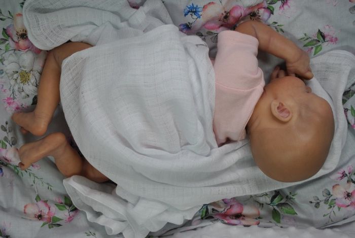 Lalka reborn Inka nowa pachnąca realistyczna niemowlę noworodek