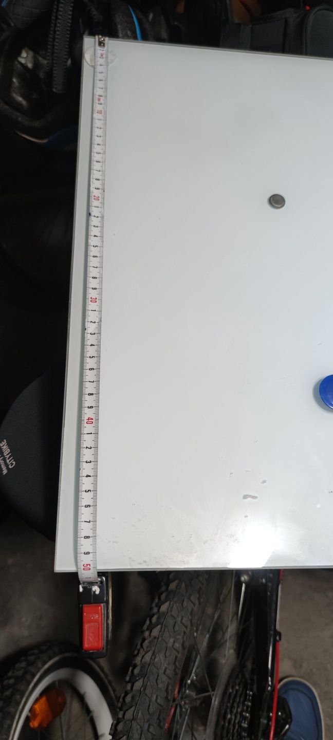 Szklana tablica magnetyczna na ścianę, biała, 700 x 500 mm