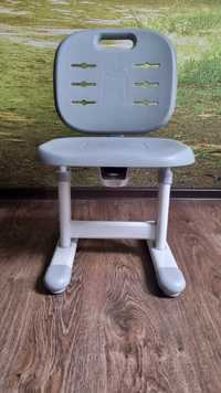 Продам Дитячий стілець Fundesk SST2