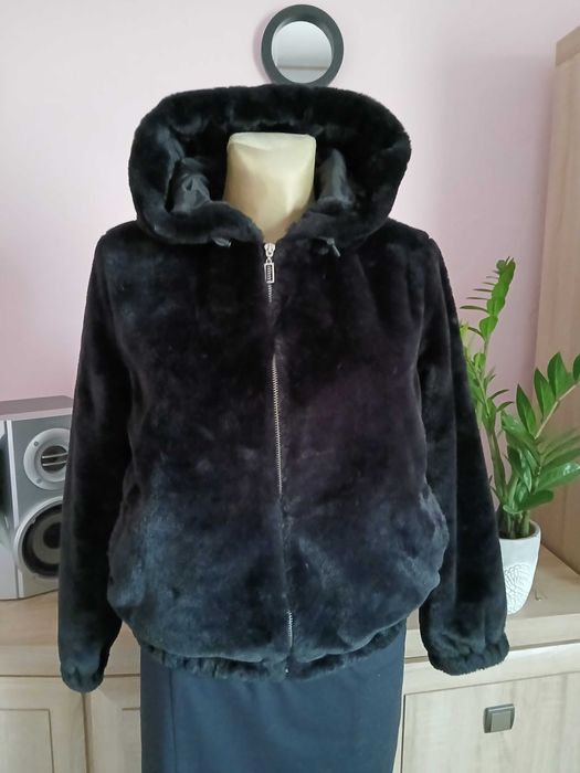 Sin Say Kurtka z kapturem z eco futerka r,S idealna