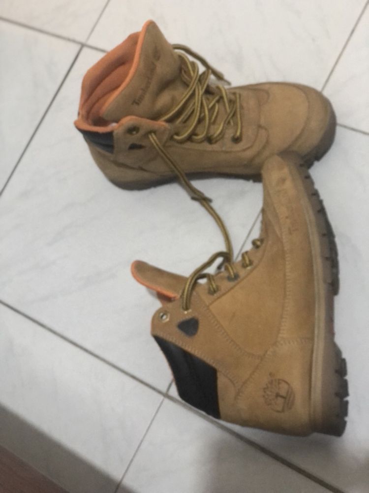 Sapatilha Timberland cano alto