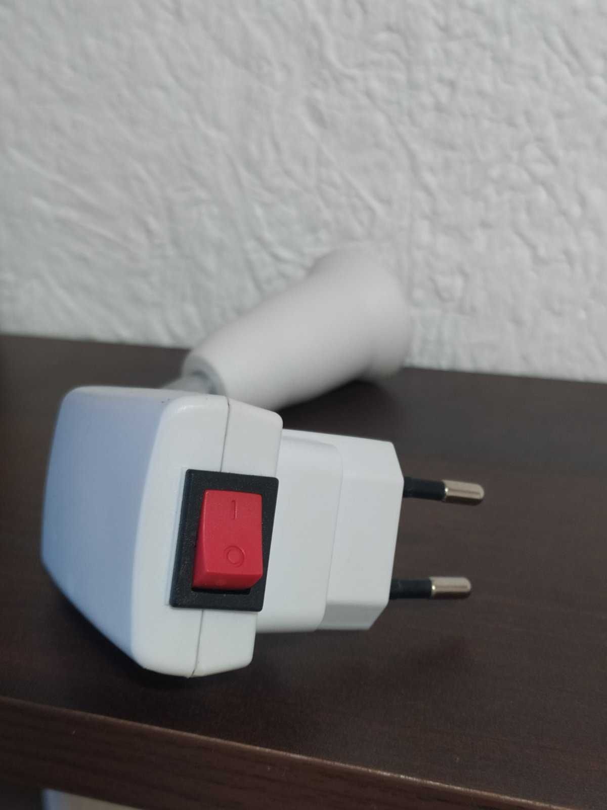 Гибкий адаптер светильник, бра, ночник, в розетку ( цоколь Е27 )