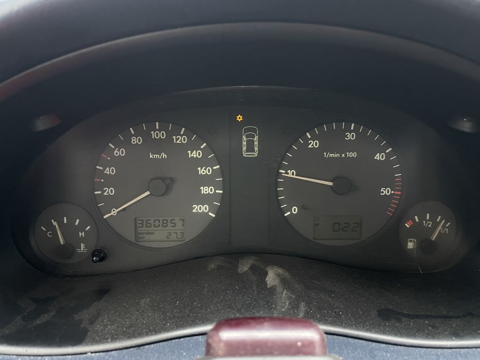 Sharan Volkswagen дизель 1.9