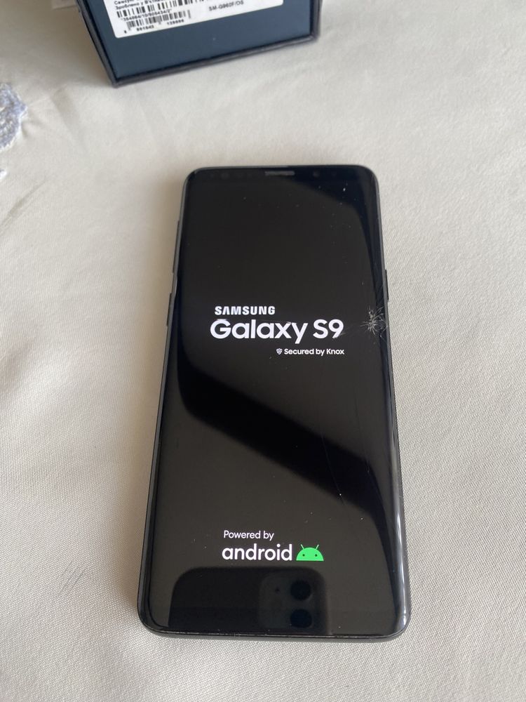 Телефон Samsung Galaxy s9 64GB