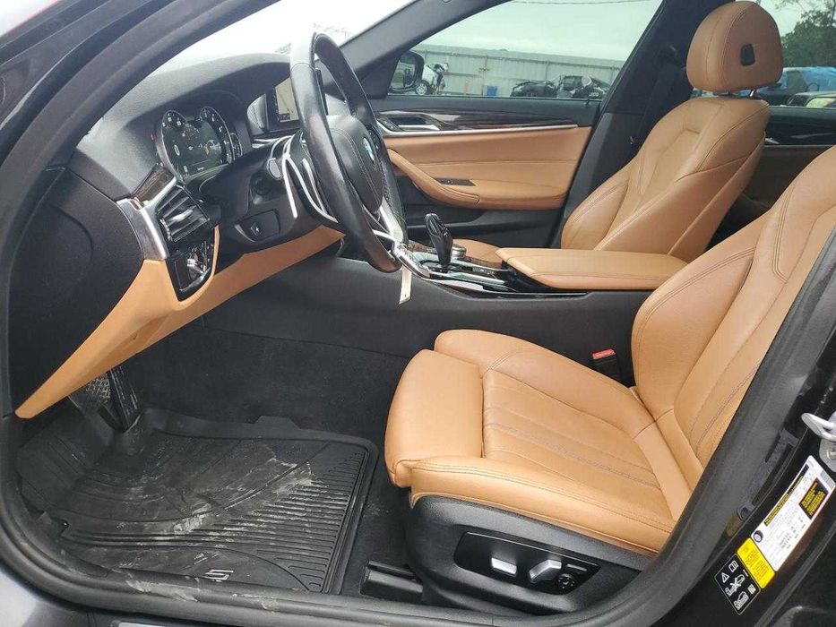 BMW 530 XI 2019 /