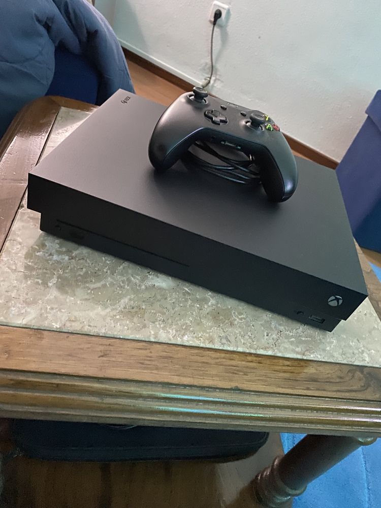 Vendo Xbox Zone X 1Tb