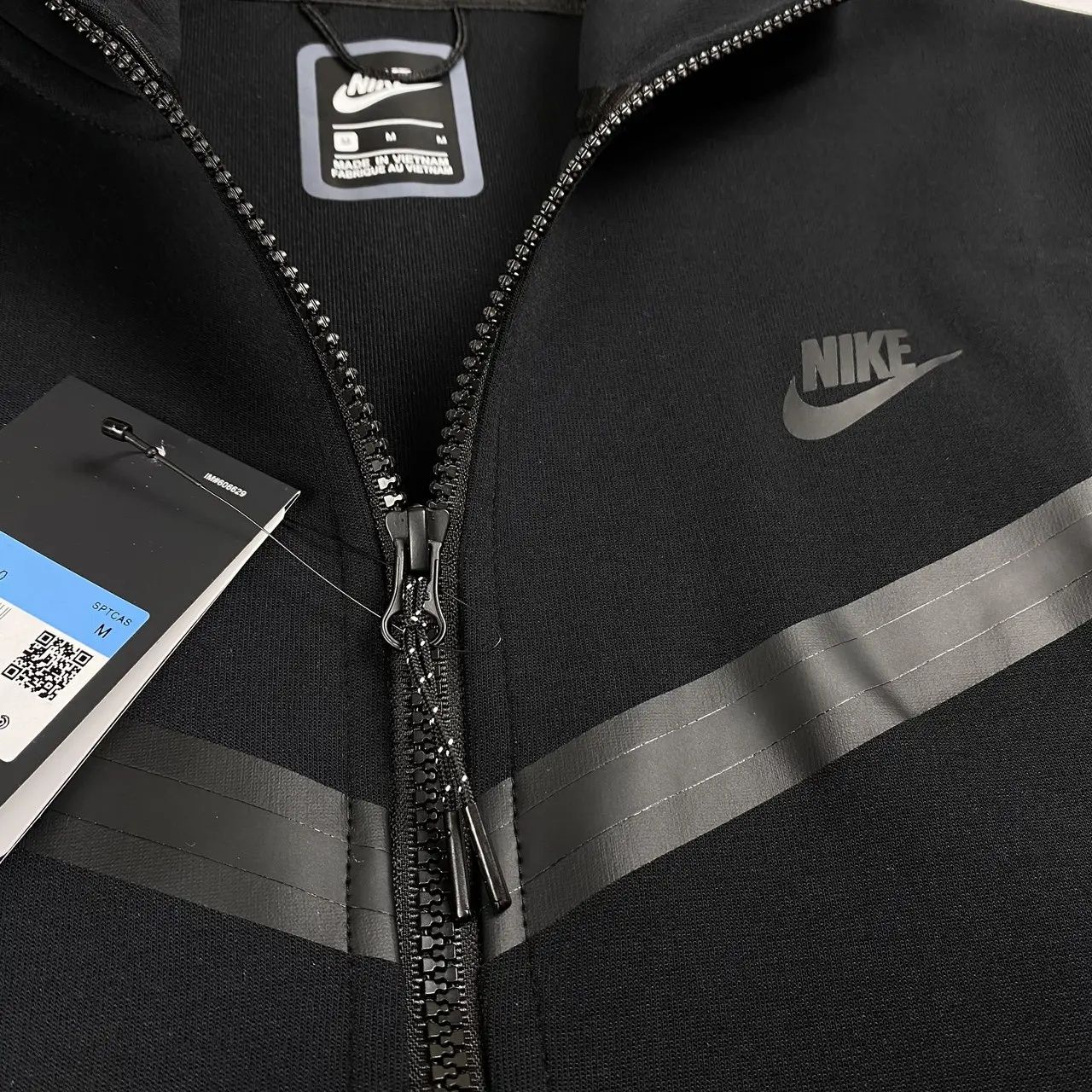 Zip Sveter Nike Tech