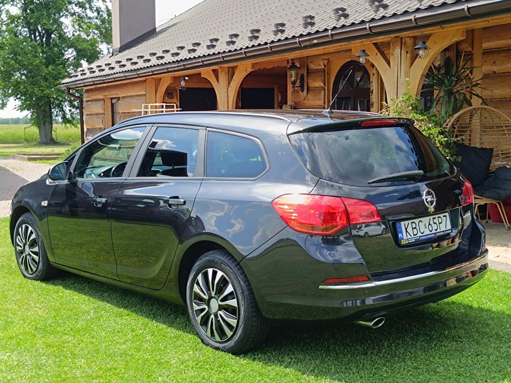 Opel Astra j 1.4 turbo