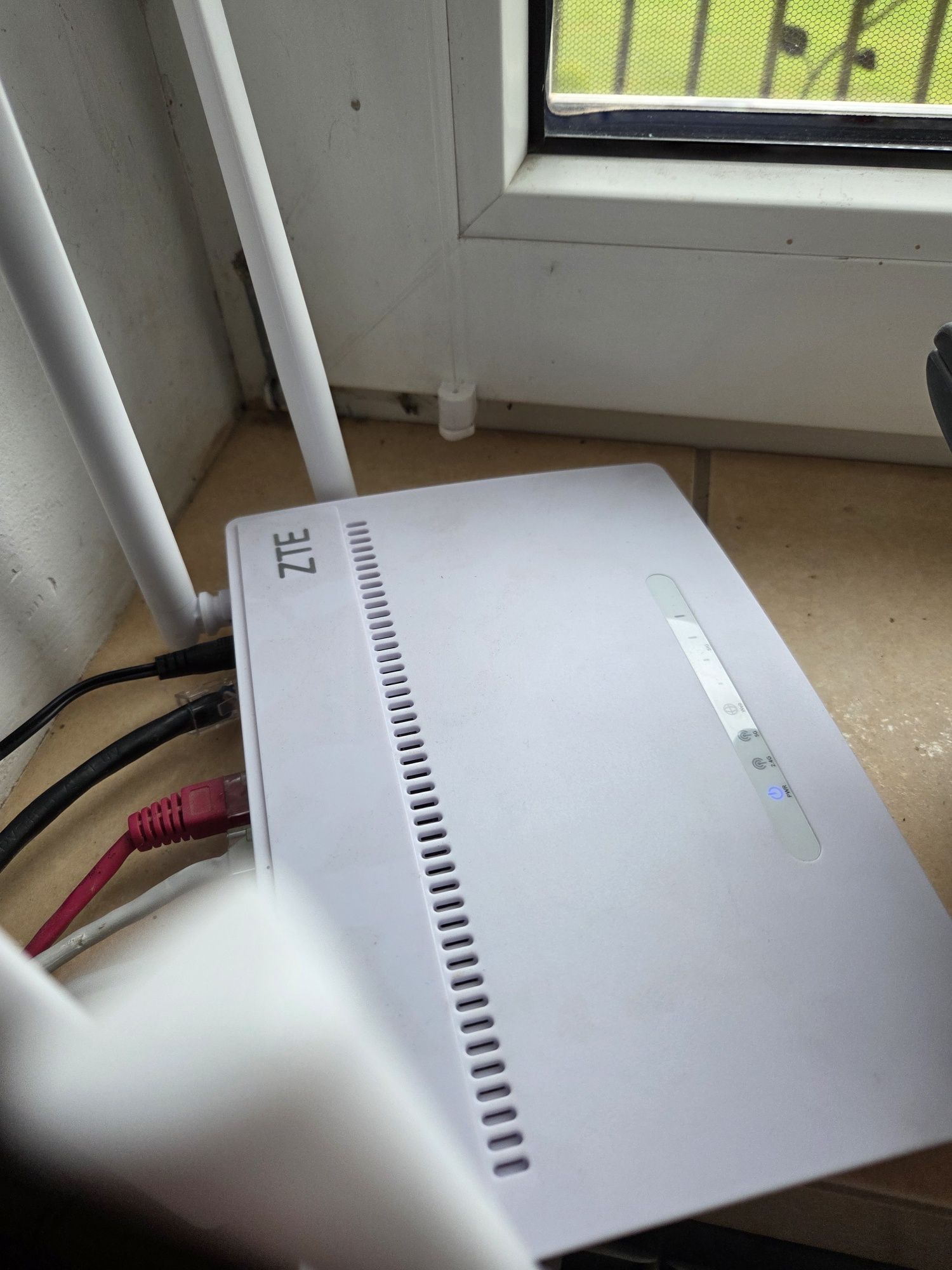 ZTE MF-258 PRO • Router LTE z anteną zewnętrzną • WiFi 6 AX3000 • Zest
