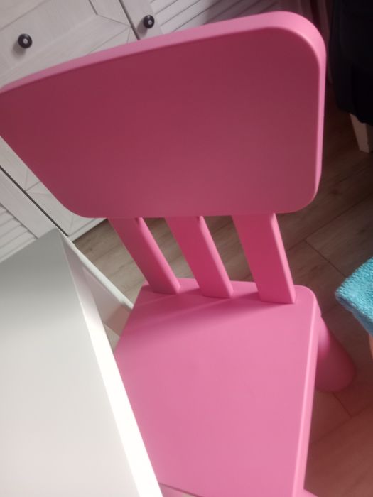 Stolik z krzesełkami IKEA