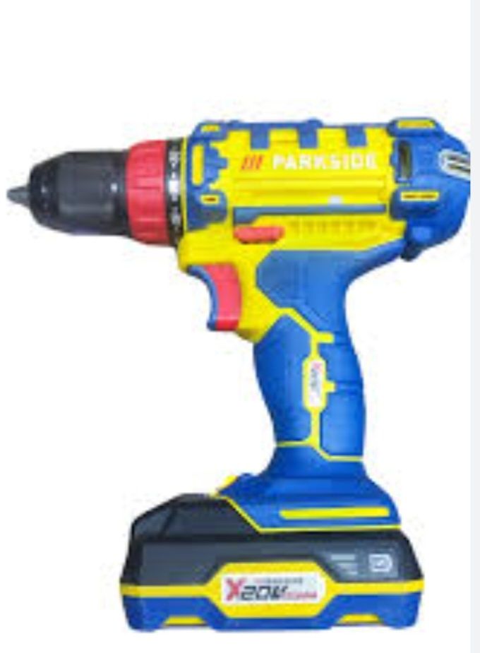 Aparafusadora parkside 20v edição limitada 
Com carregador e bateria