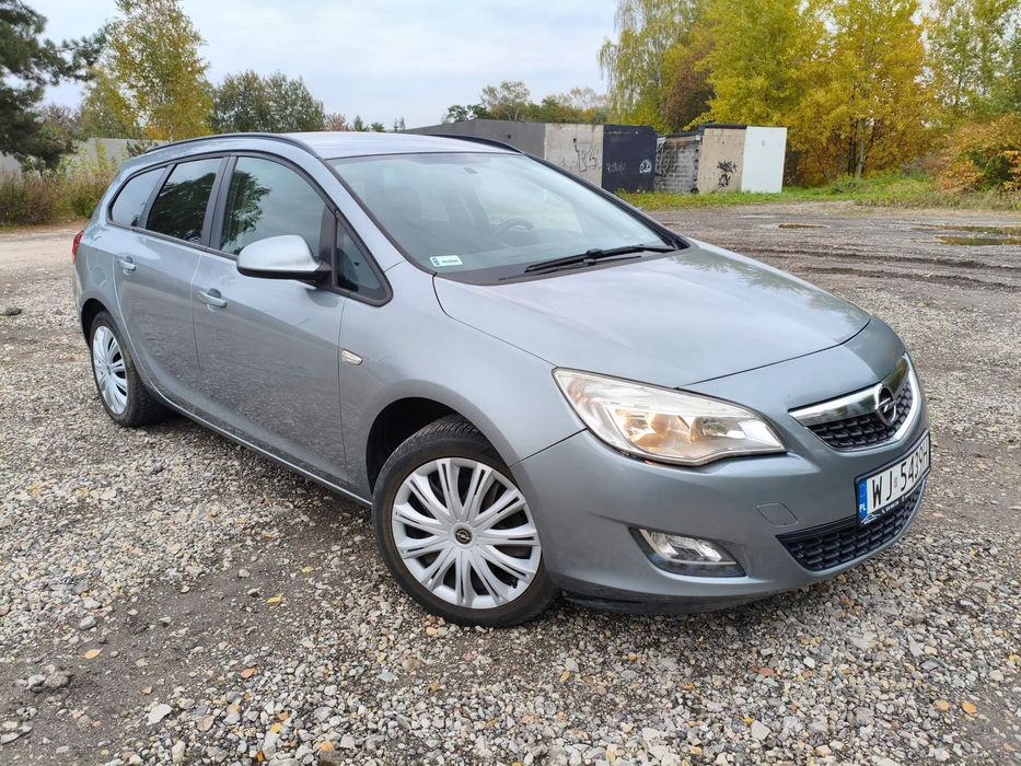 Opel Astra IV 4 J 1.4T 140KM Benzyna Gaz LPG Kombi Zadbany Serwisowany