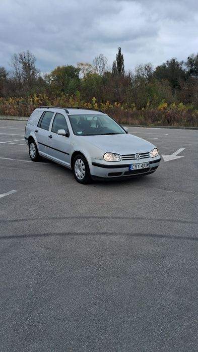 Продам гольф универсал 4 1,9 тді