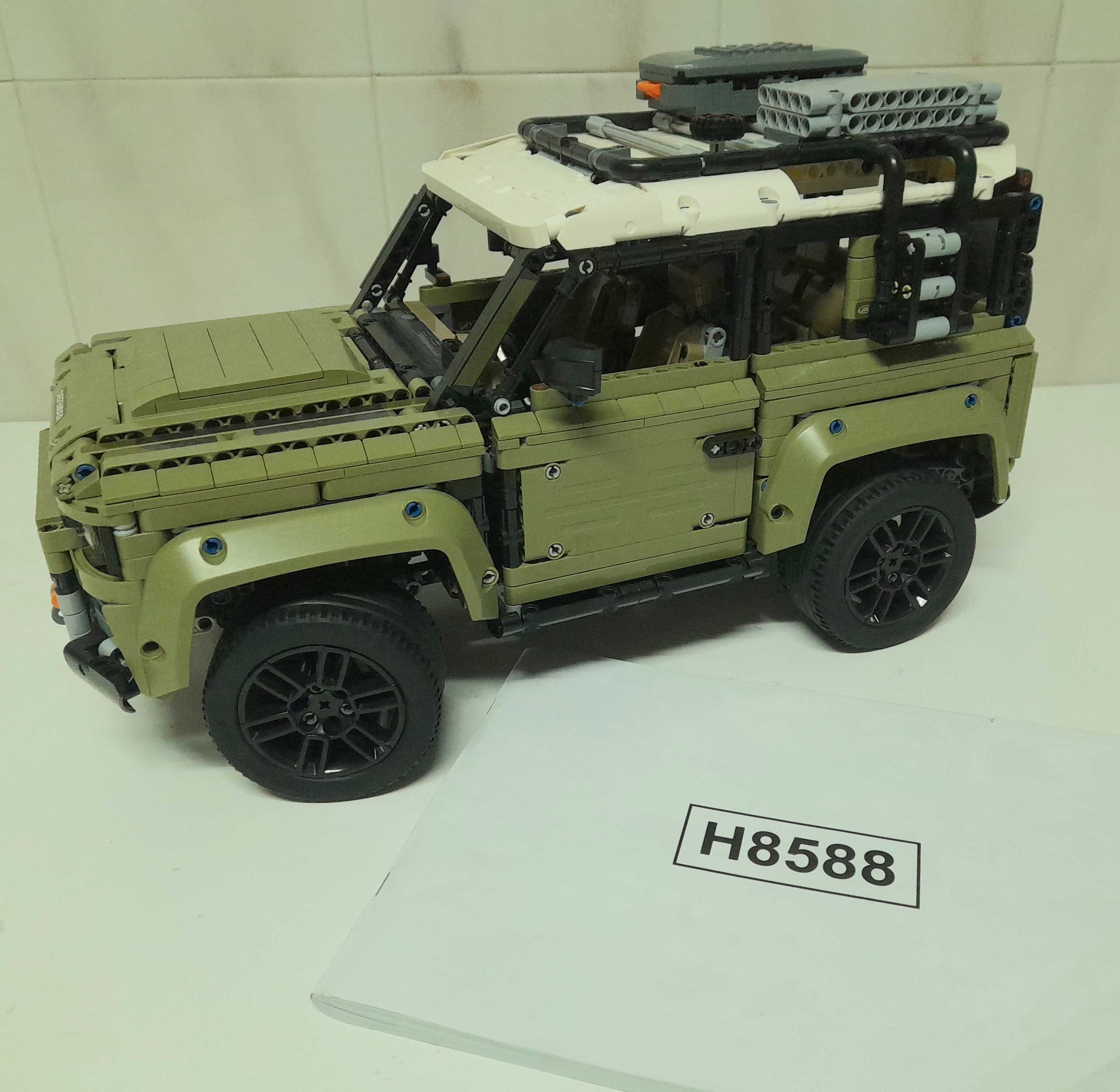 Lego Thecnic Land Rover Defender
