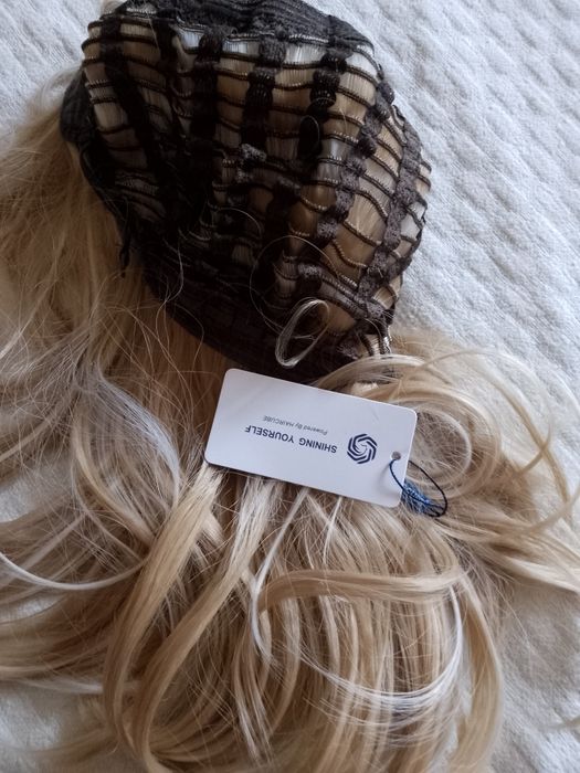 Peruka blond włosy,piękne