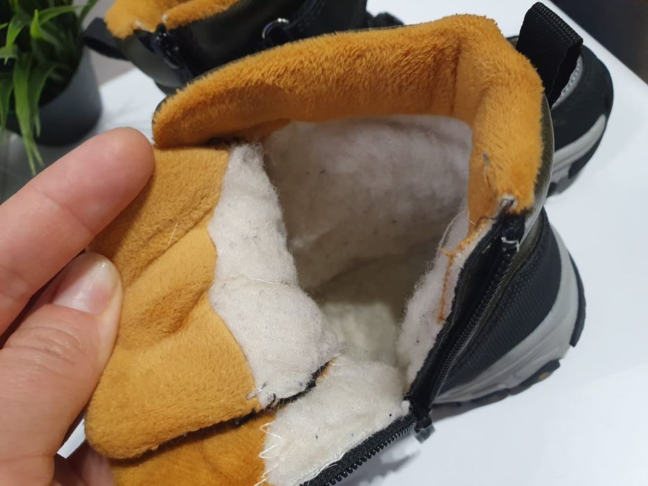 Зимові чобітки на хлопчика