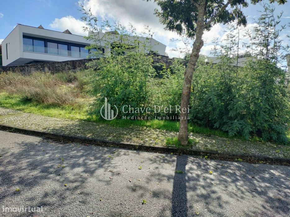 Lote de Terreno  Venda em Mundão,Viseu