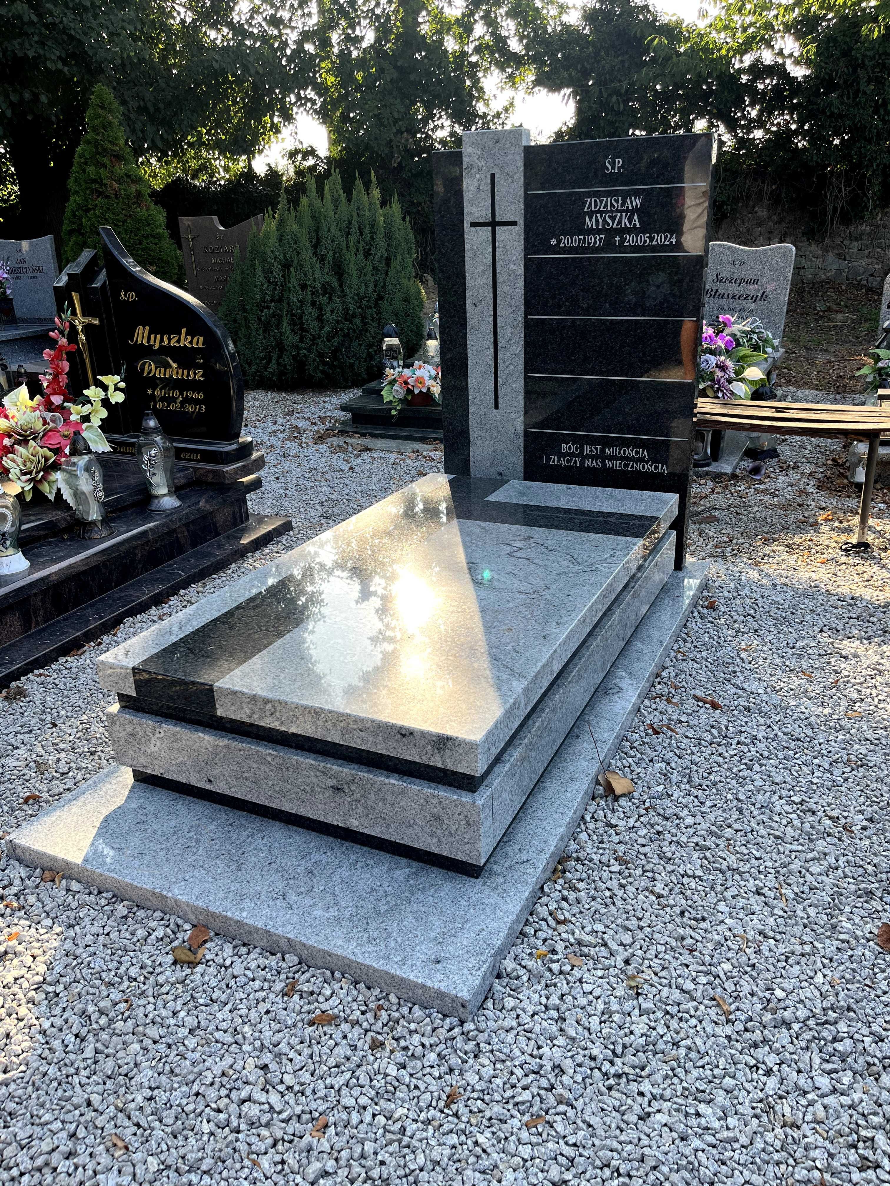 Nagrobek granitowy VISCOUNT BRYŁA