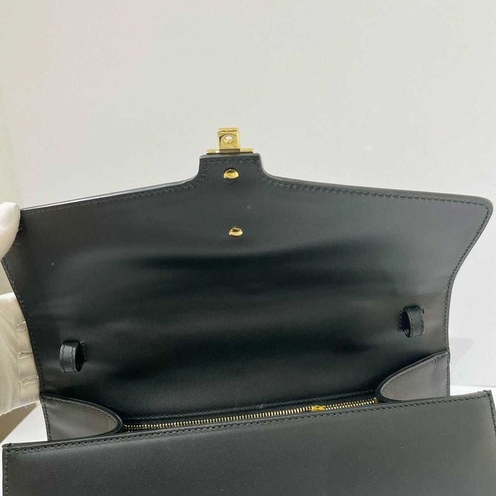 Bolsa grande a tiracolo Gucci Sylvie preta, modelo Black Label 020
