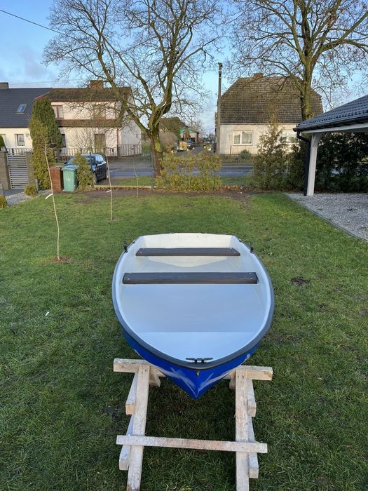 250x120 łódeczka łódka lodka łódź lodz wiosłowa  Wędkarska