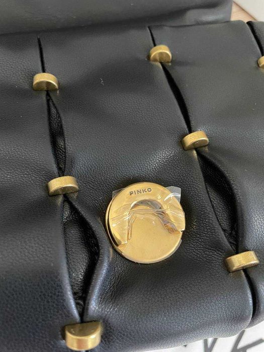 Damska torebka skorzana love puff pinched czarna sa rozne kolory