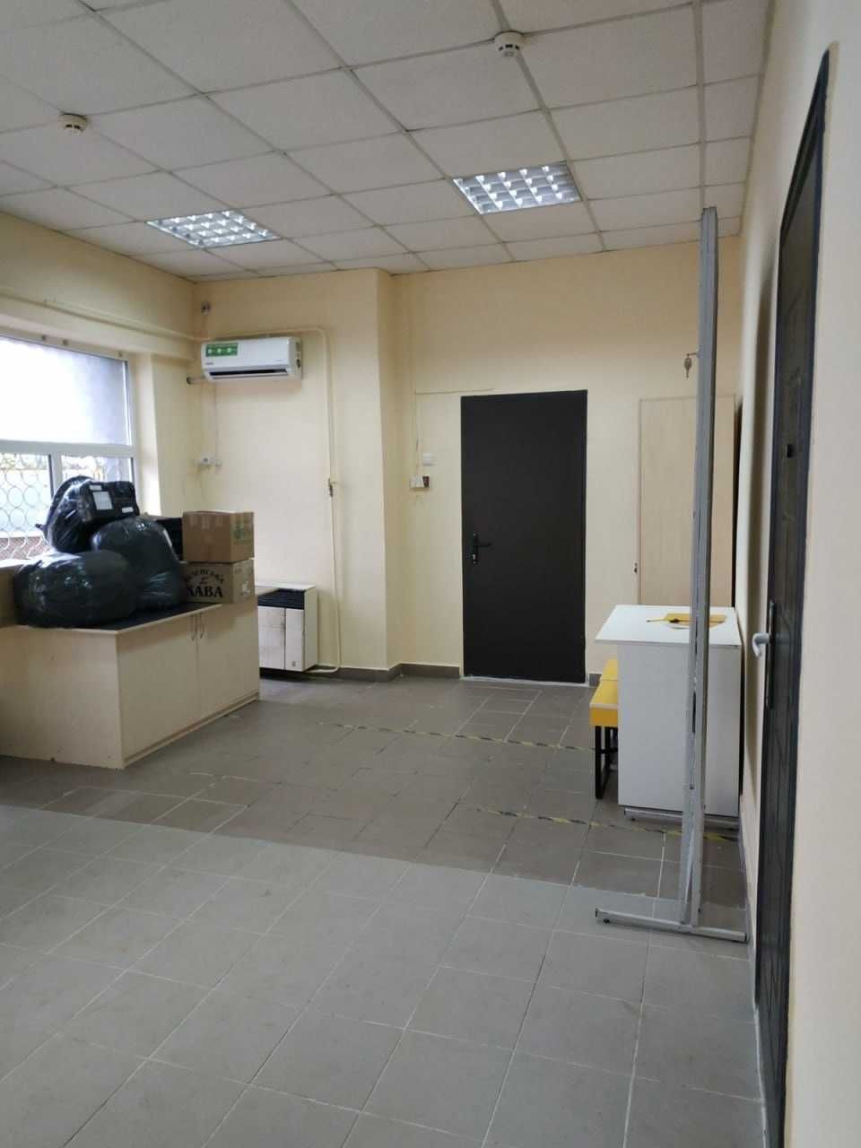 Фасадні приміщення 204.1 м2, Хуст, вул. Пирогова, 7В