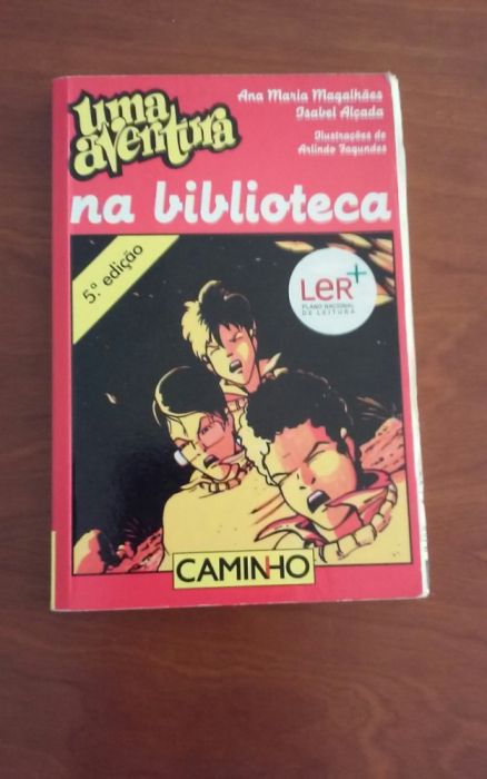 Vários livros juvenis