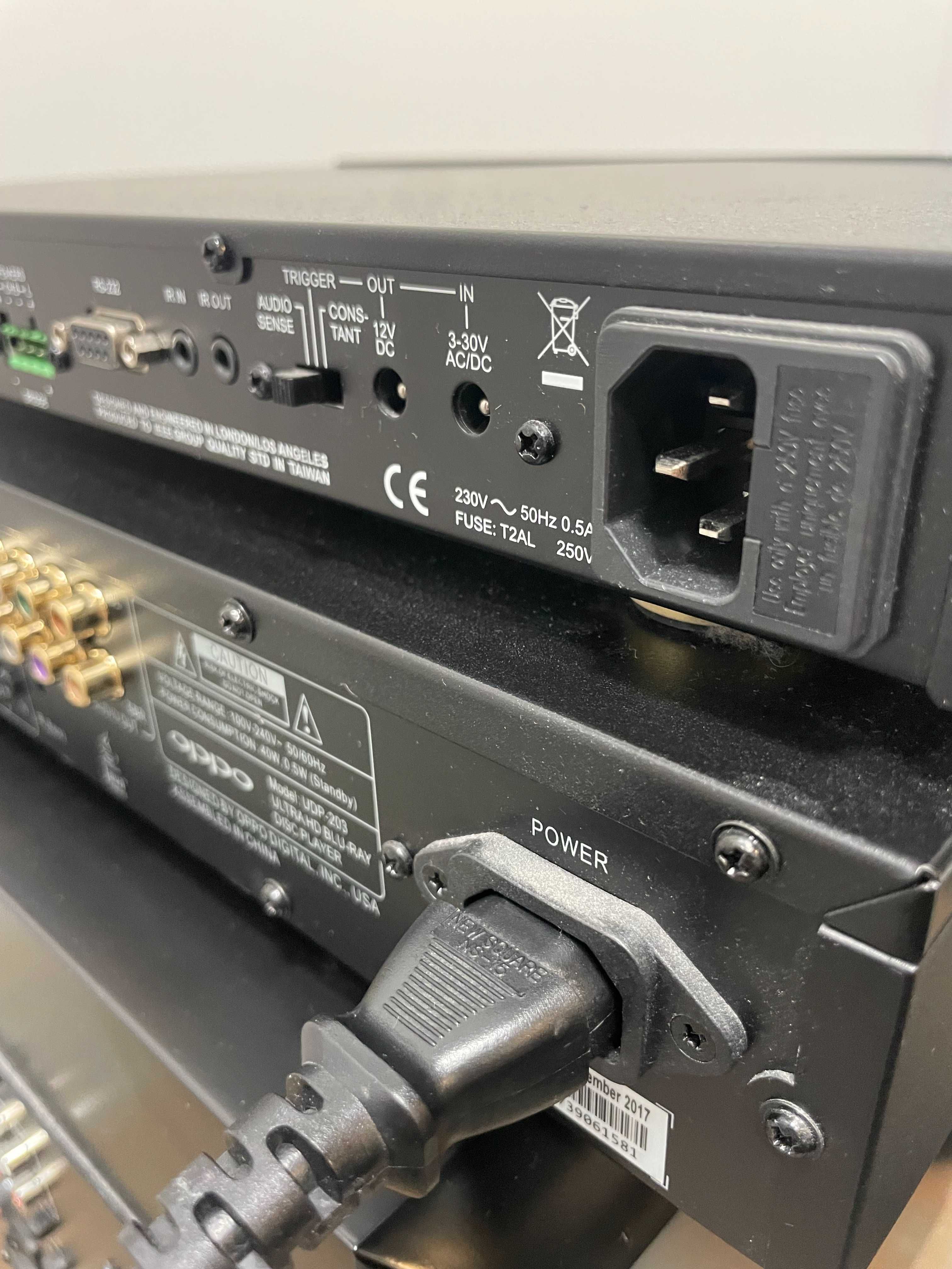 Kino domowe  głośnik centralny subwoofer bas końcówka