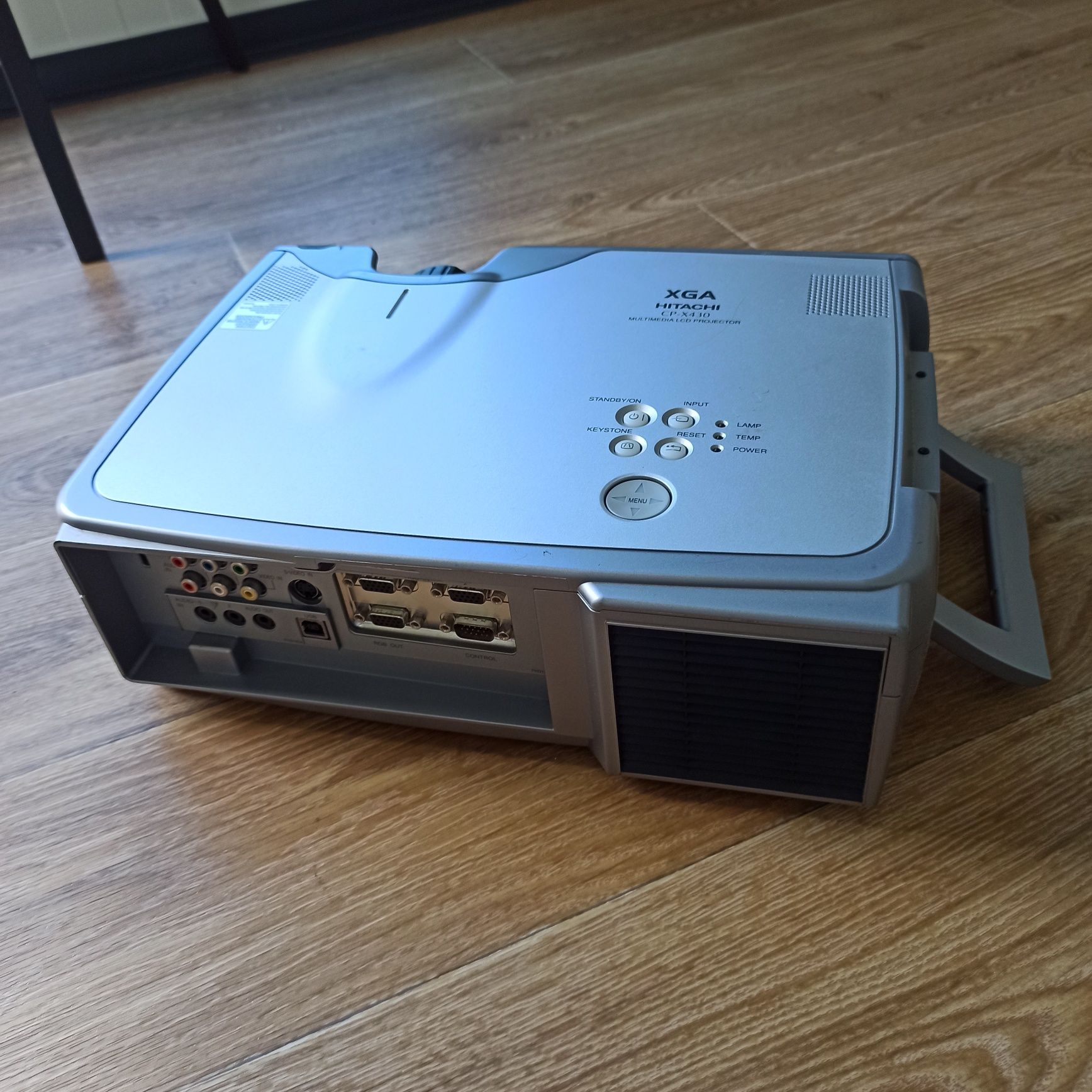 Projektor rzutnik multimedialny HITACHI CP-X430 3LCD XGA kino karaoke