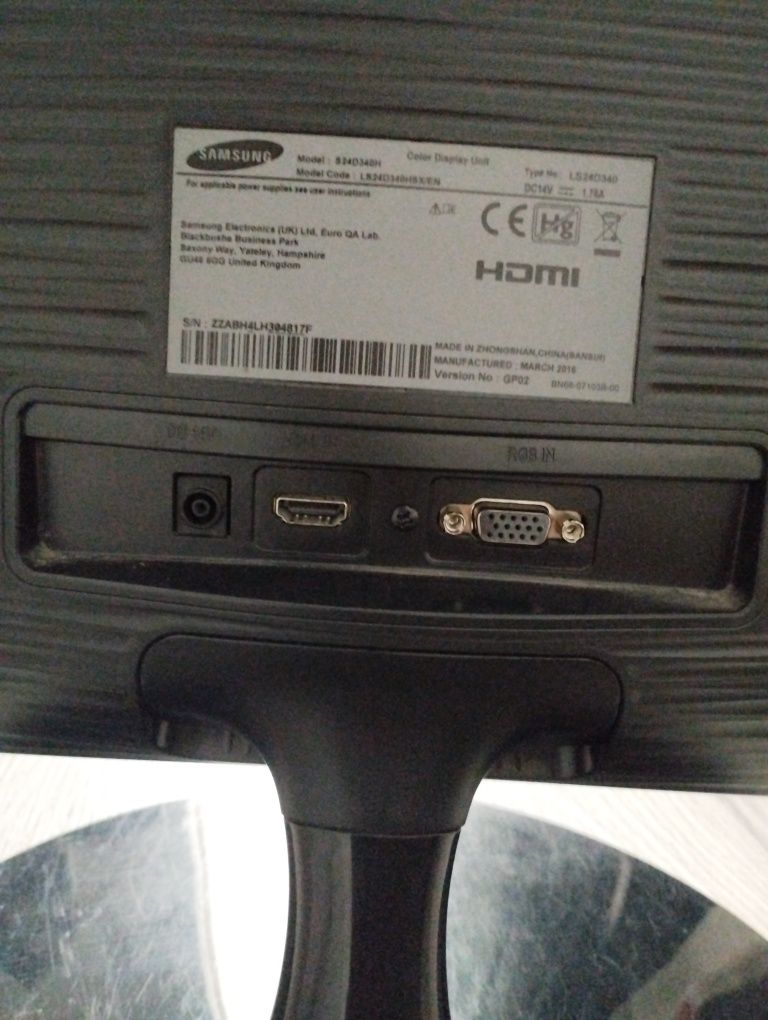 Monitor Samsung model S24D340H