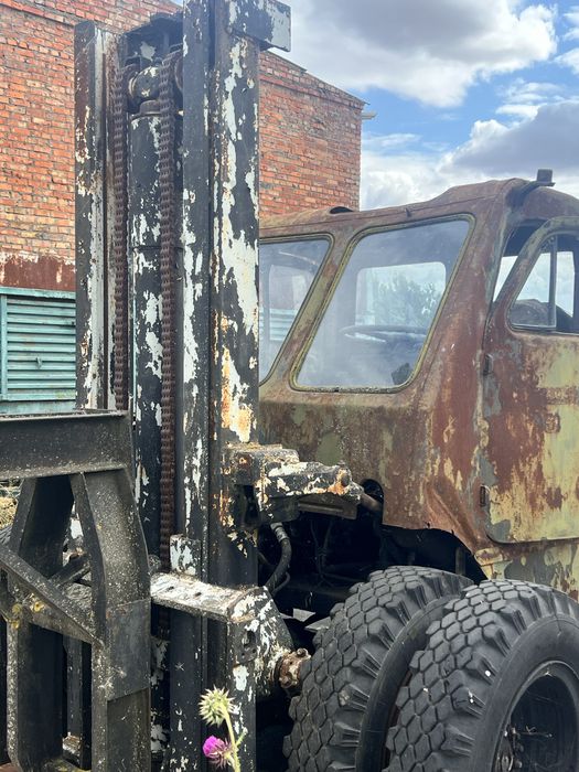 Погрузчик продам торг возможен