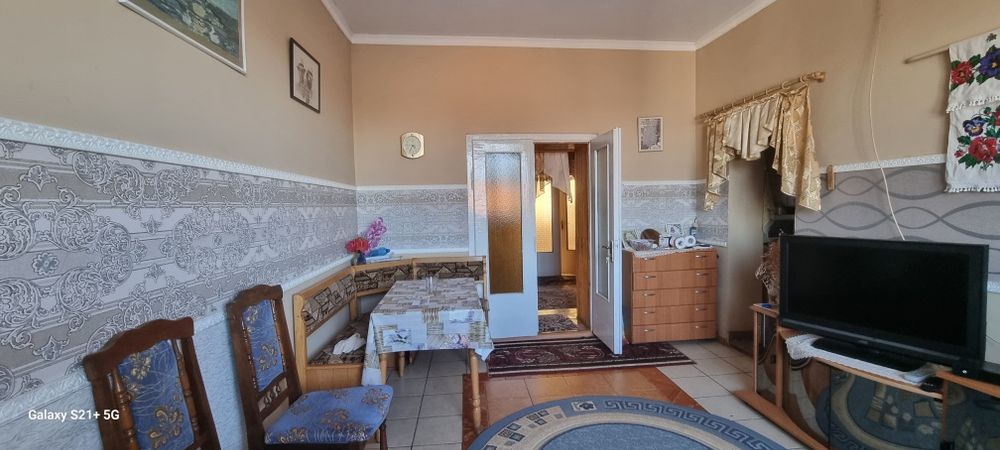 Будинок в Закарпатті, будинок в селі