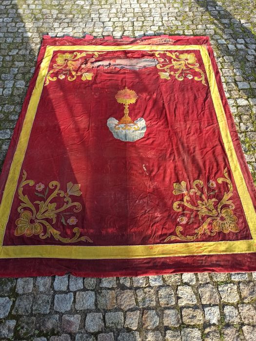 Paramentos ornamentais de igreja , capela