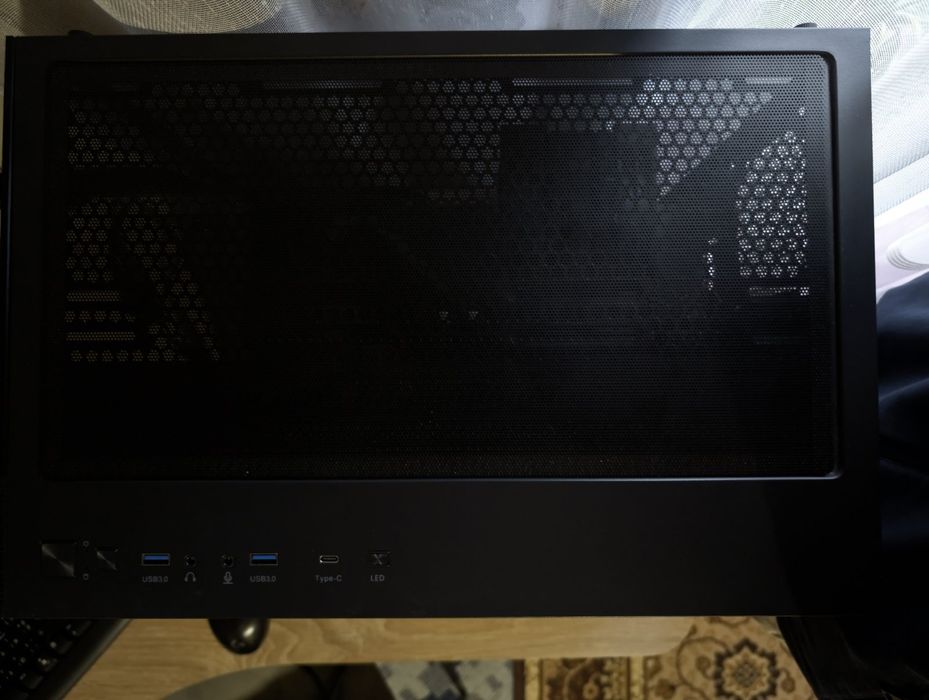 Корпус Frontier IGLOO