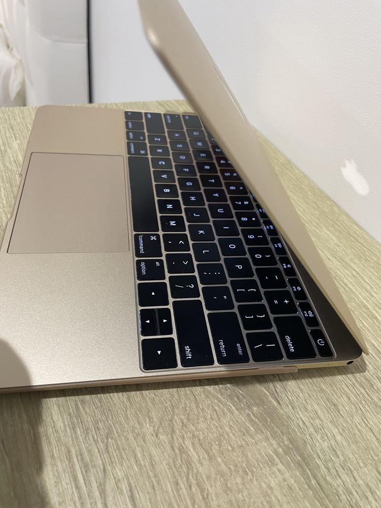 Vendo Macbook excelente estado