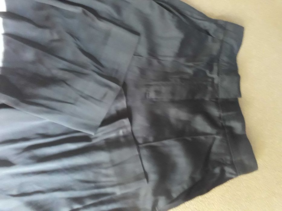 Брюки  silk blend H s M