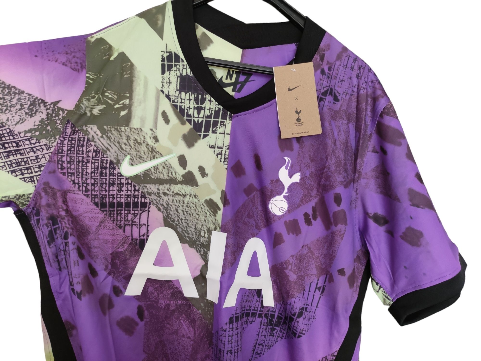 Nike Koszulka Tottenham Hotspur sezon 21/22 3 zestaw r.L dizajn modern