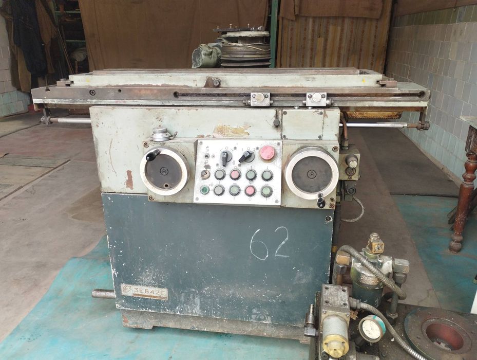 Універсально заточний верста 3е642е,3м642е,3а64д,3м642