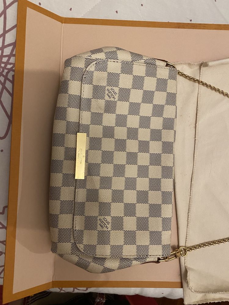 Louis vuitton - pochet com alça em fio dourada