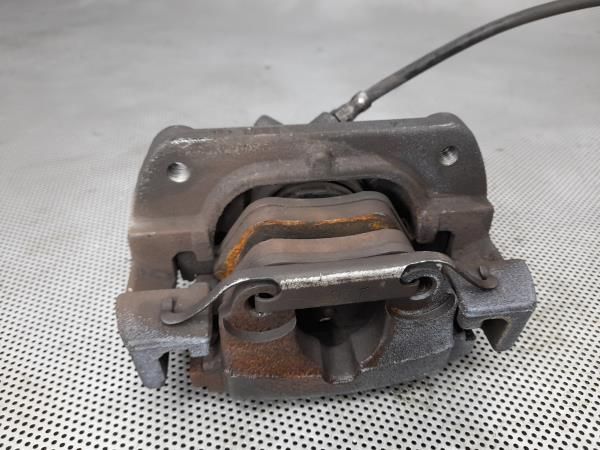 Pinça travão / maxila de travão frente esquerda BMW X3 (E83)