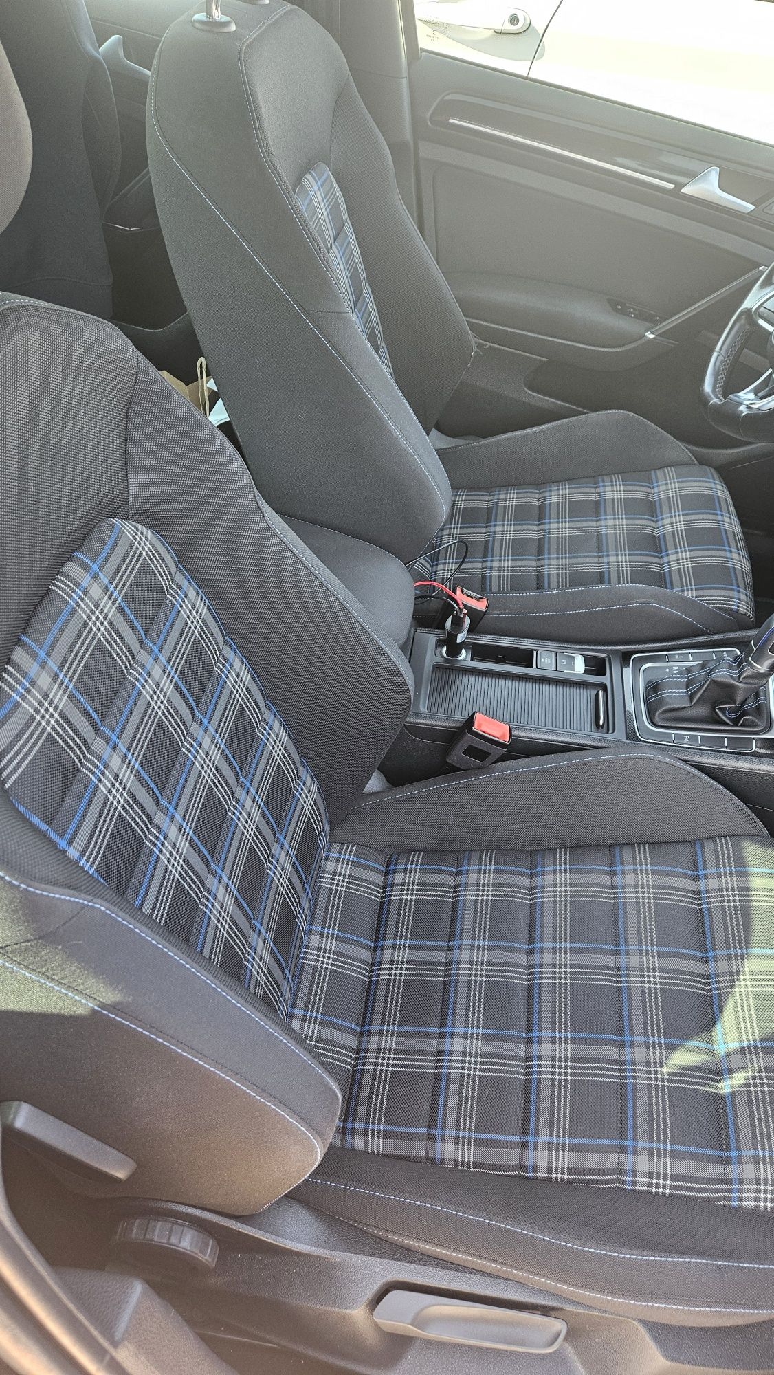 Volkswagen Golf GTE 1.4 Hibrido plug in aceito troca por Mini