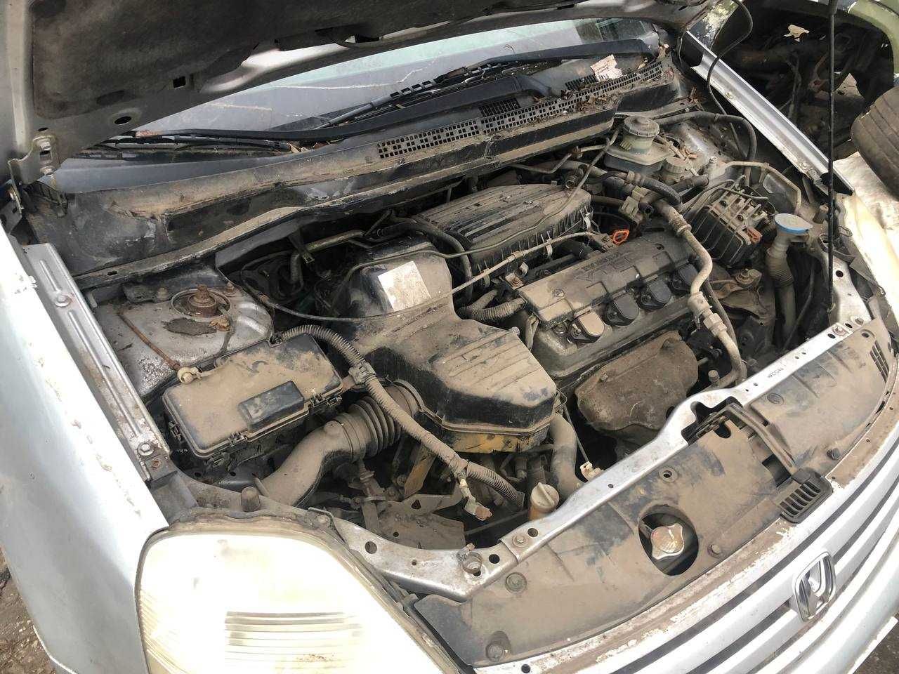 Honda Stream 2001 5MT, Хонда Стрим 1.7L SE D17A2 - запчасти/разборка