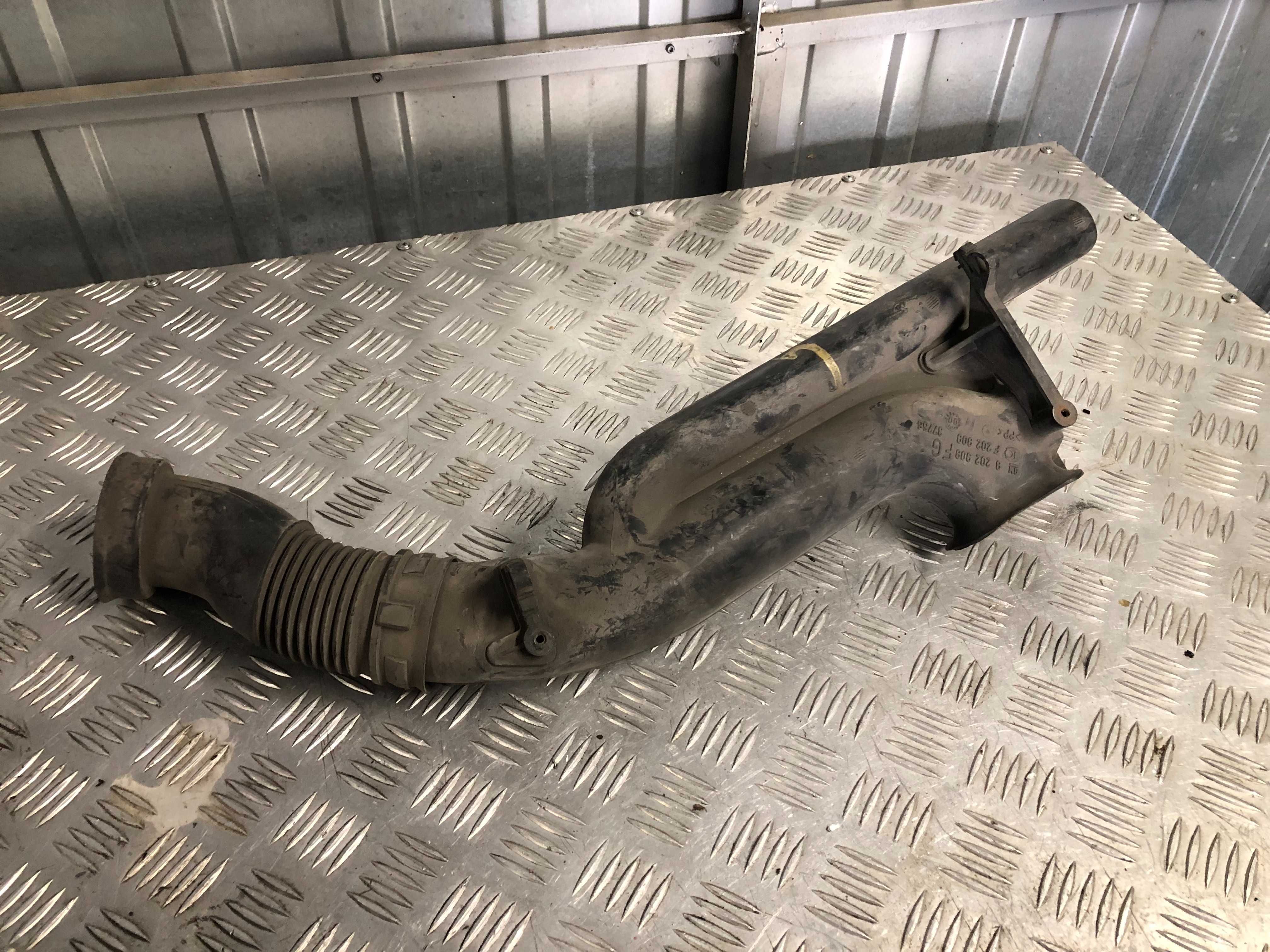 Rura przewód dolot kierownica powietrza Opel Astra G Zafira A 1.4 1.6