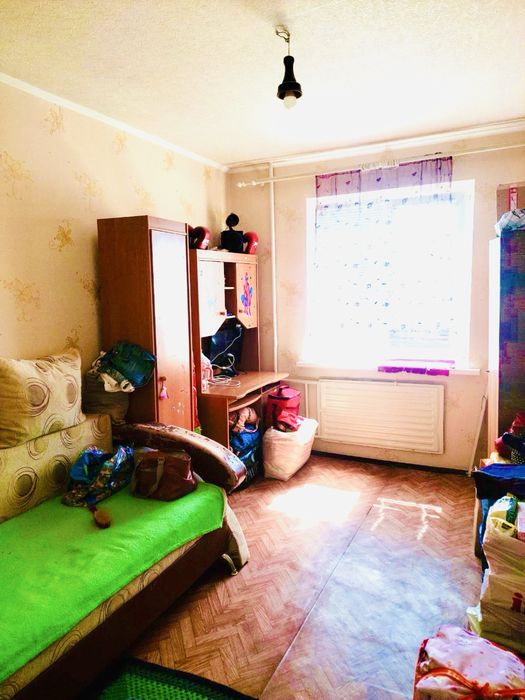 Продам 2х ком квартиру Л/Б 2 мкр