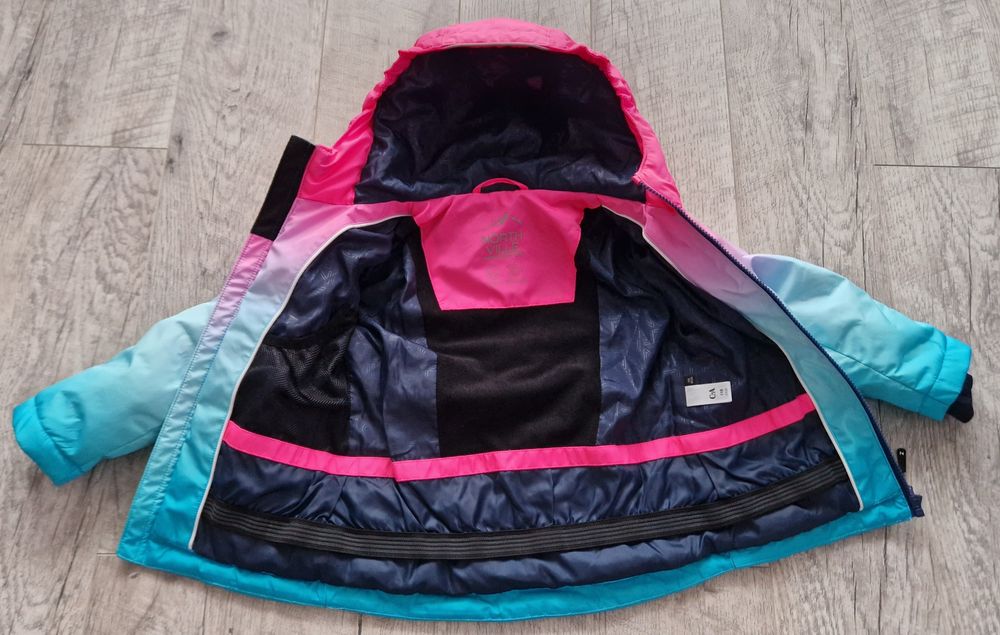 Kurtka narciarska z kapturem C&A rozmiar 110