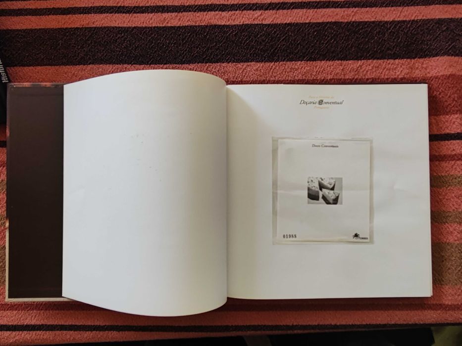 Livro de selos Para a História da Doçaria Conventual