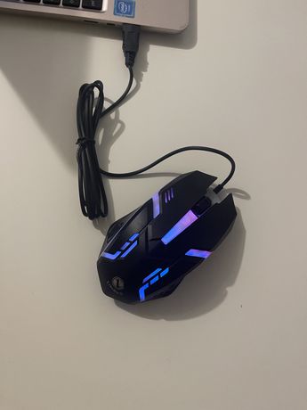 Провідна мишка для комп’ютера з різними світловими режимами