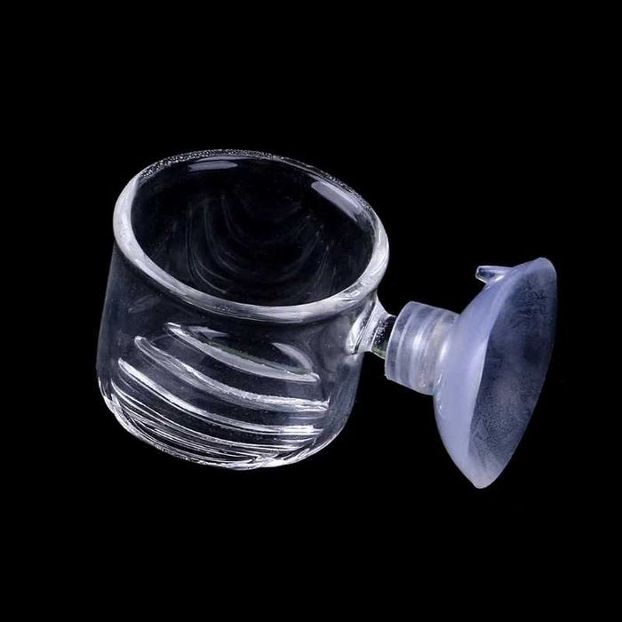 Copo alimentador ou vaso de plantas para aquário